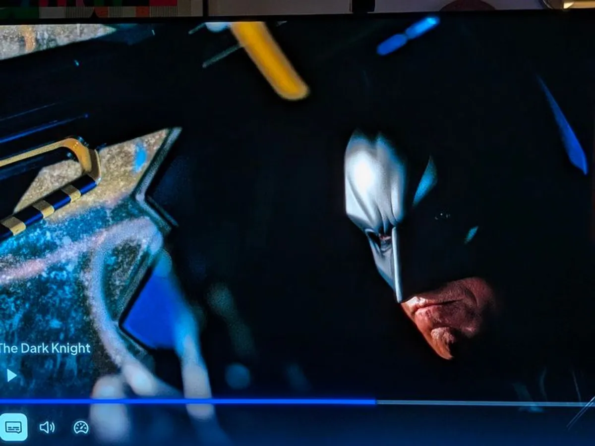 55" LG CS6 4K OLED with swivel stand and Govee Backlight - Image 4