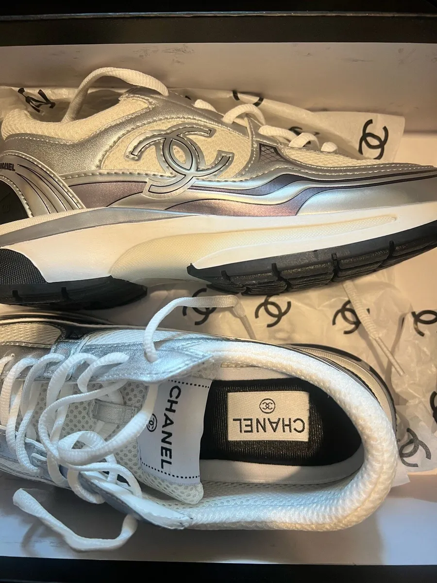 Shoes - Image 2