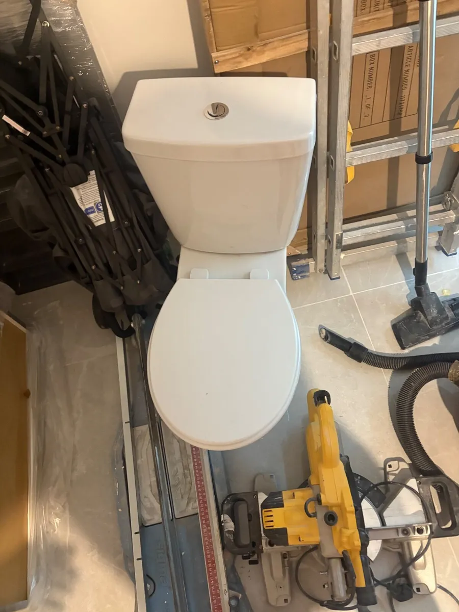 Bathroom accessories. Brand new - Image 2