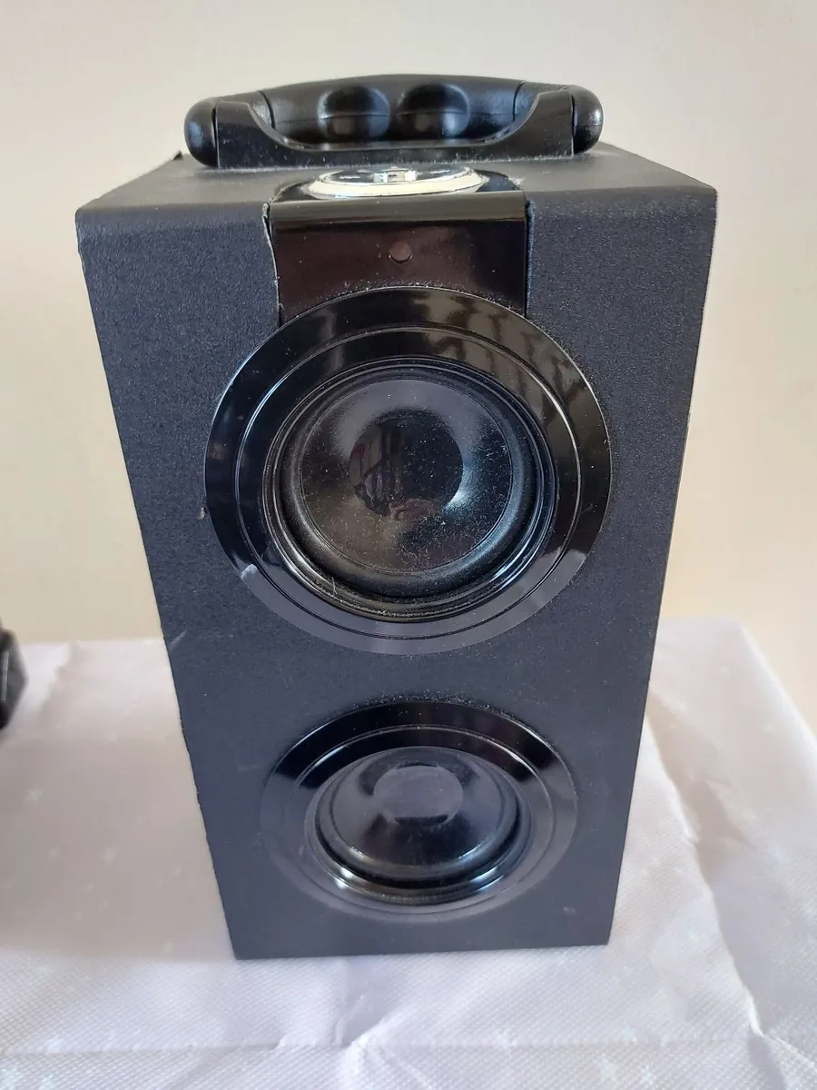 EGW Bluetooth Sound Cube Speaker with Carry Handle - Image 1