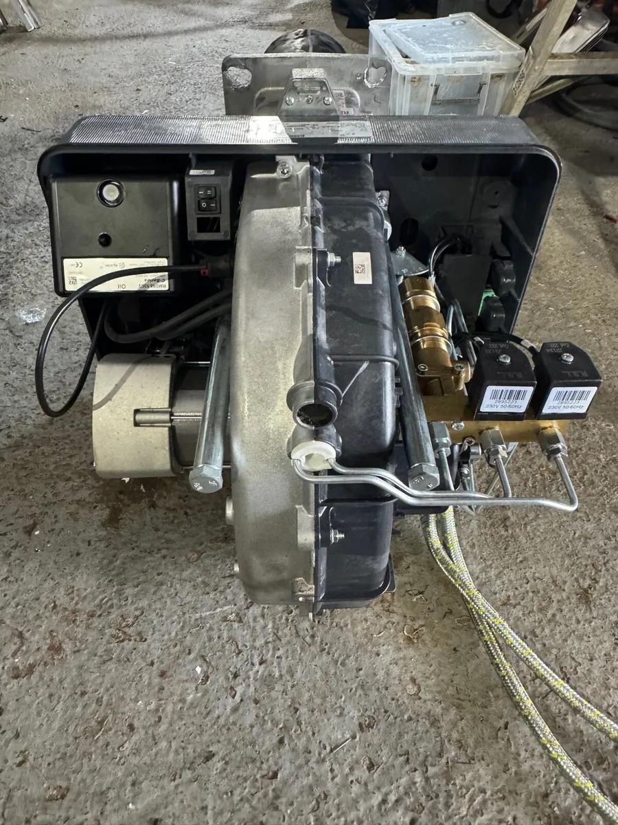 Riello Commercial Oil Two Stage Burners - Image 3