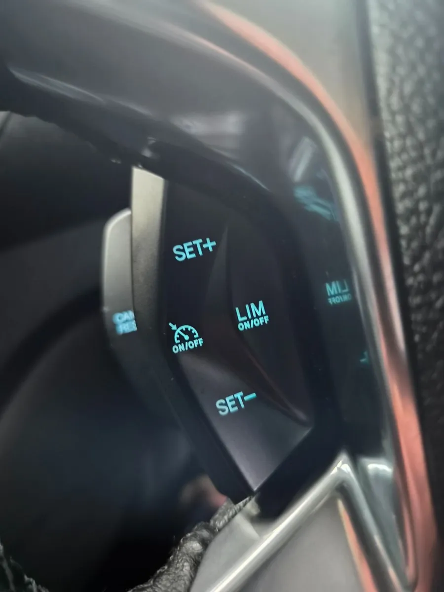 Ford Transit 2021 - Image 2