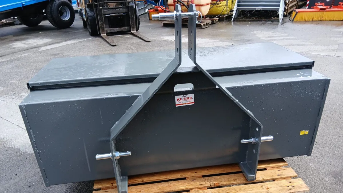 NEW 1.6m (5ft) TRANSPORT BOXES - Image 3