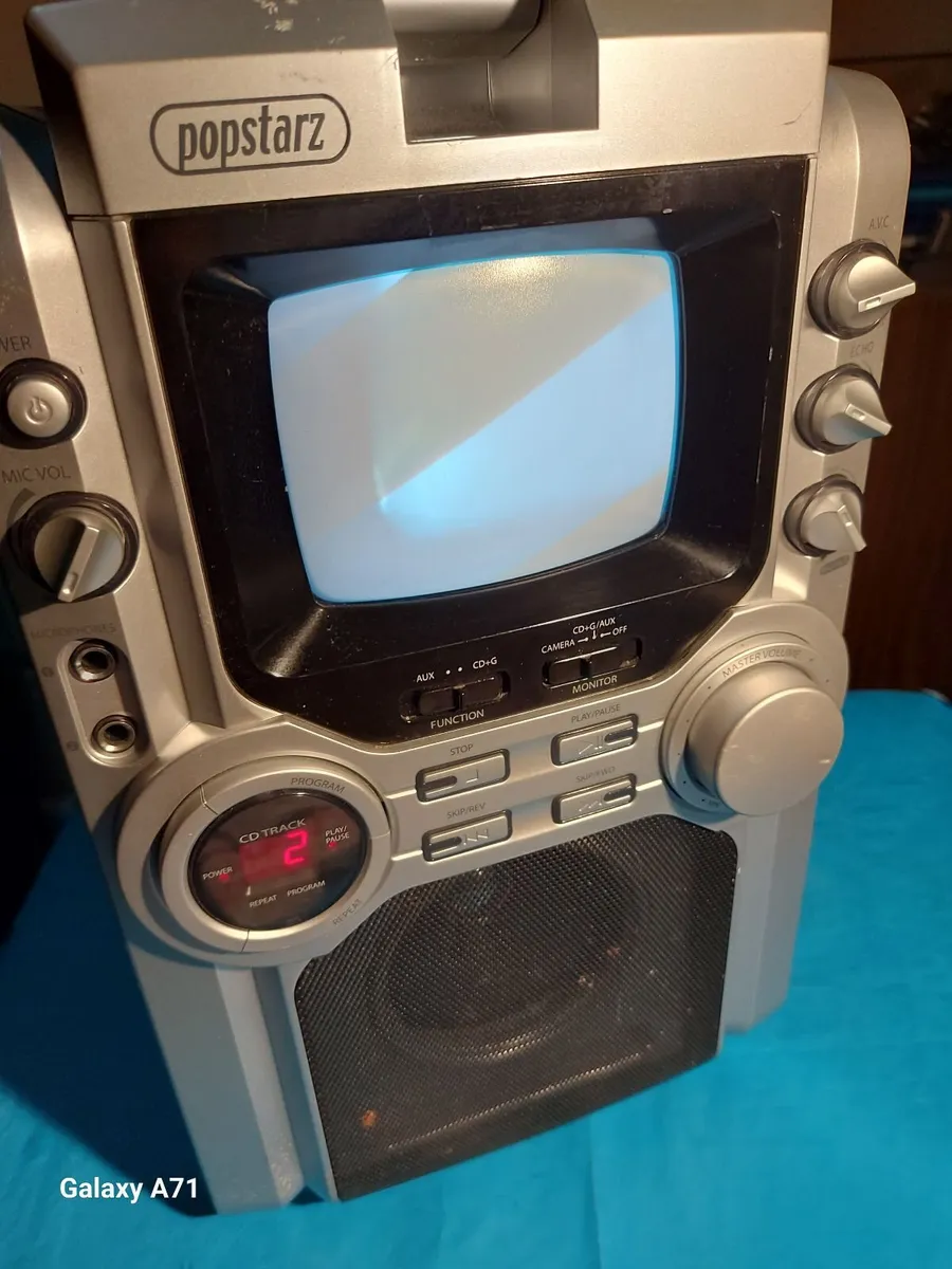 Popstarz Cd+graphics Karaoke System Model Gk 391 - Image 1