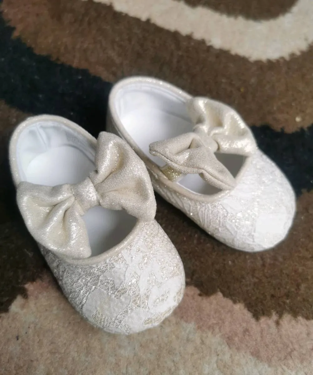 Baby shoes - Image 2