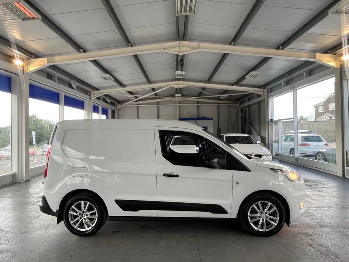 Ford Transit Connect MCA TREND SWB 1.5 100P 100PS - Image 4
