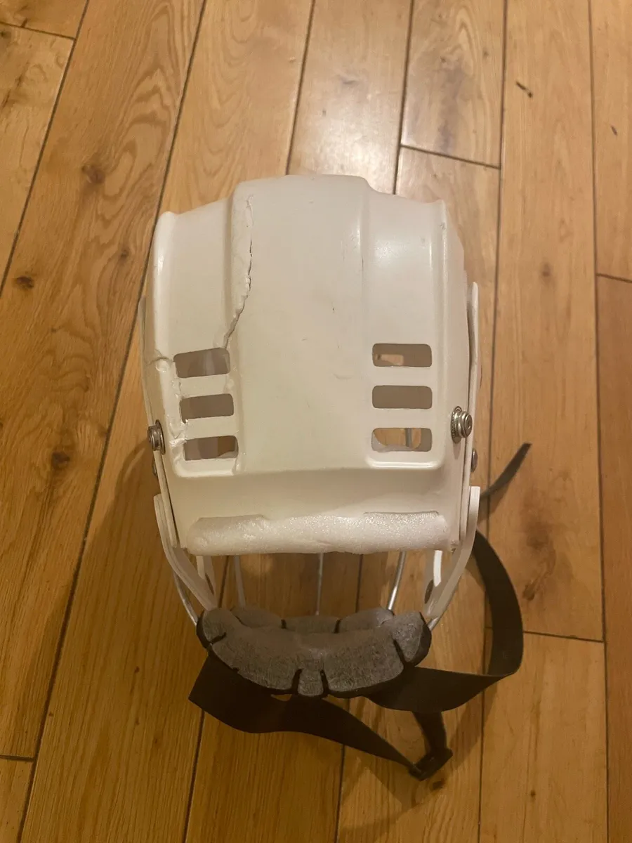 Authentic Gola helmet - Image 2