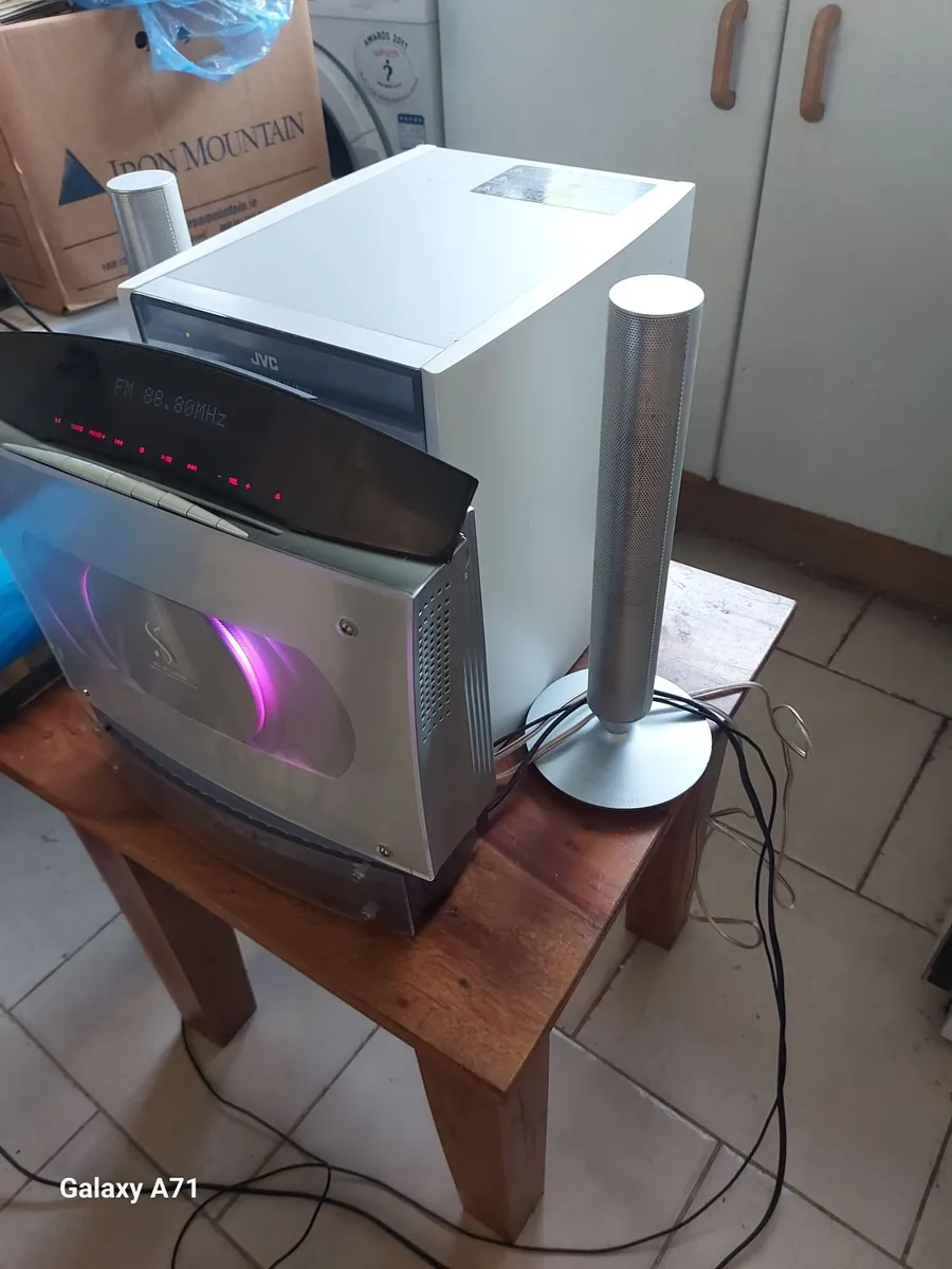 JVC VS-DT2000R Music Stereo System - Image 1