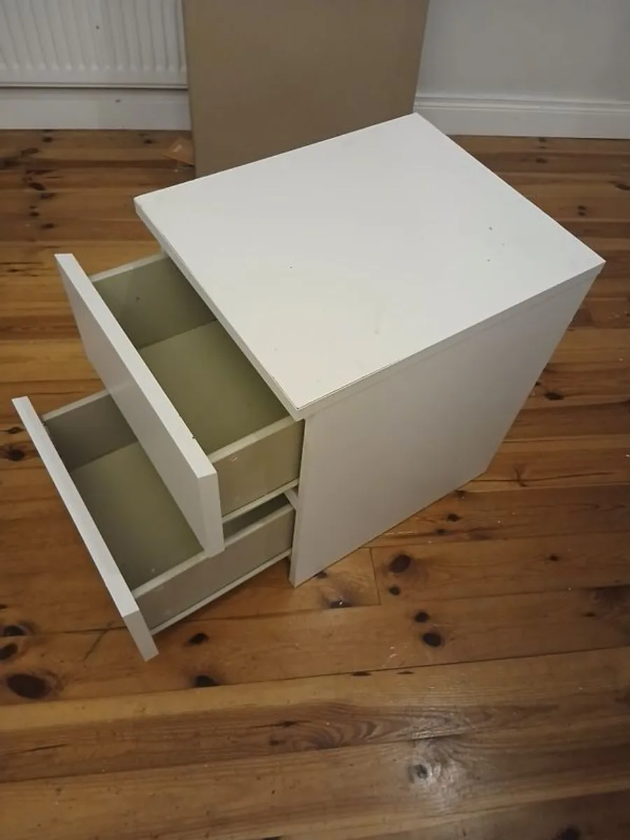 bedside locker - Image 3