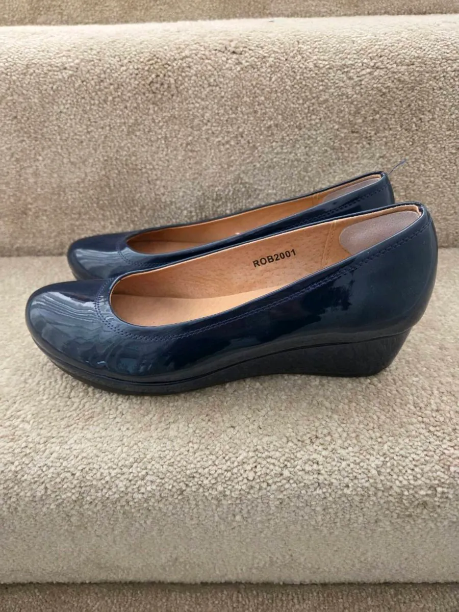 Shoes - Image 3