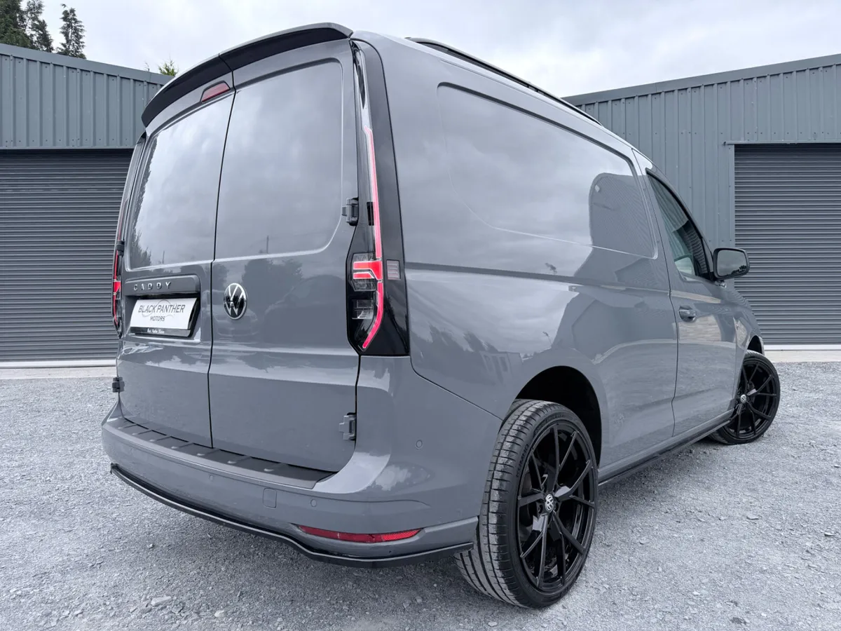 Volkswagen Caddy 222’ 2.0 TDI TOP SPEC/LOW MILEAGE - Image 4