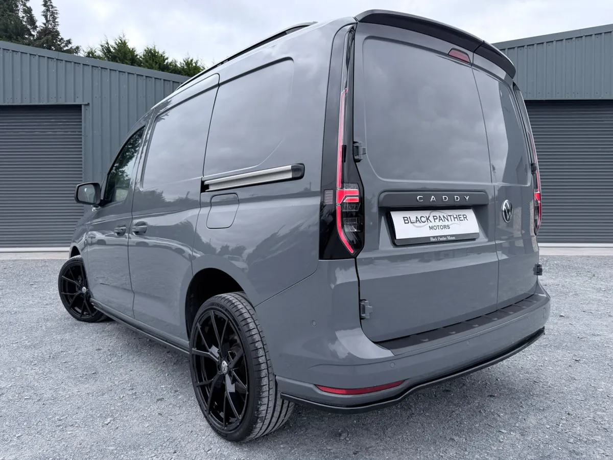 Volkswagen Caddy 222’ 2.0 TDI TOP SPEC/LOW MILEAGE - Image 3