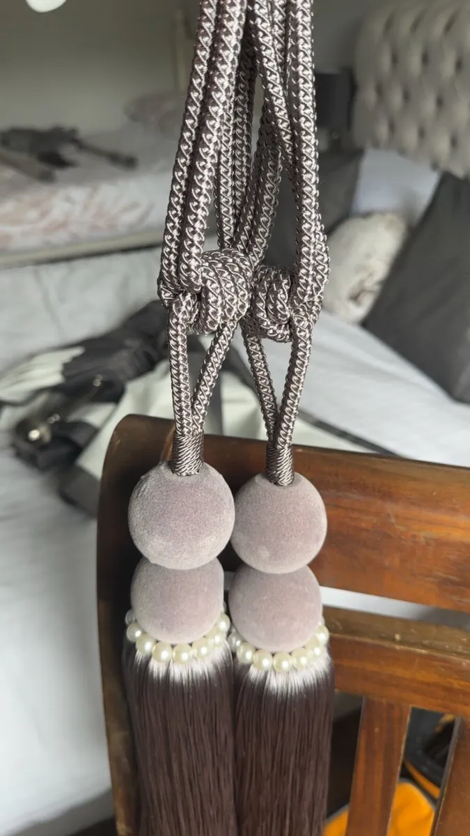 Curtain tie backs - Image 2