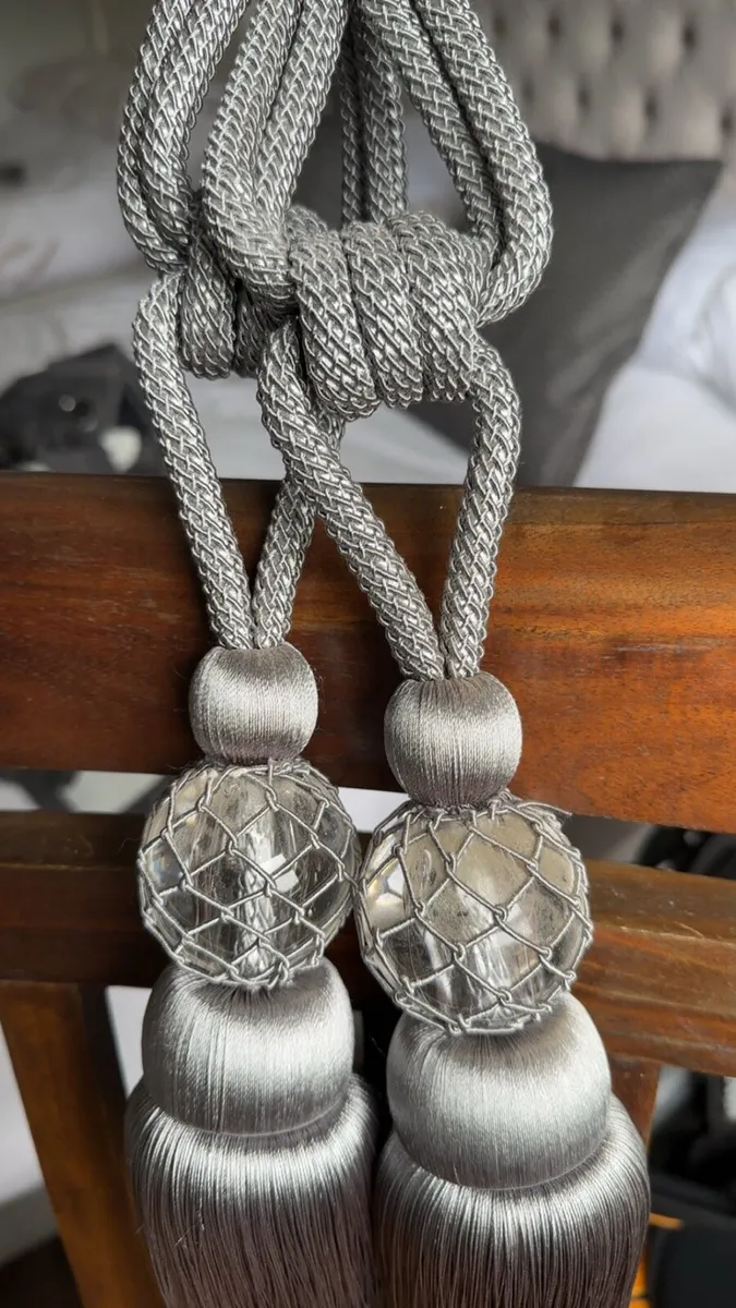 Curtain tie backs - Image 2