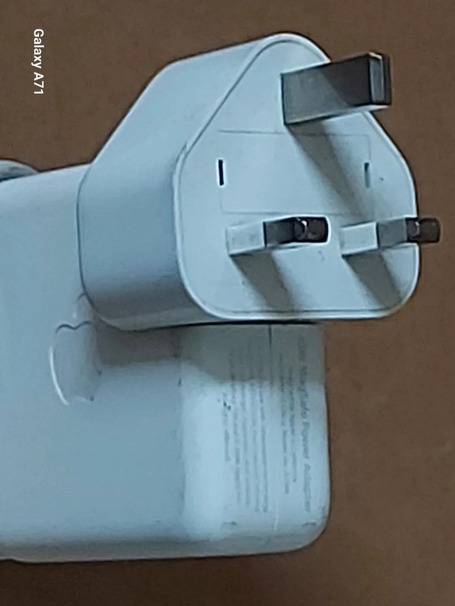Apple Magsafe Charger Power Adapter - Image 3