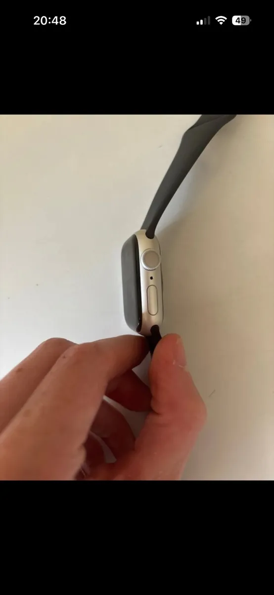 Apple Watch Series 9 GPS - 41mm Silver Aluminium C - Image 4