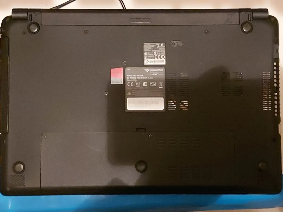 Packard Bell 15.6 Laptop, EasyNote TE69KB, 8GB 1TB - Image 2