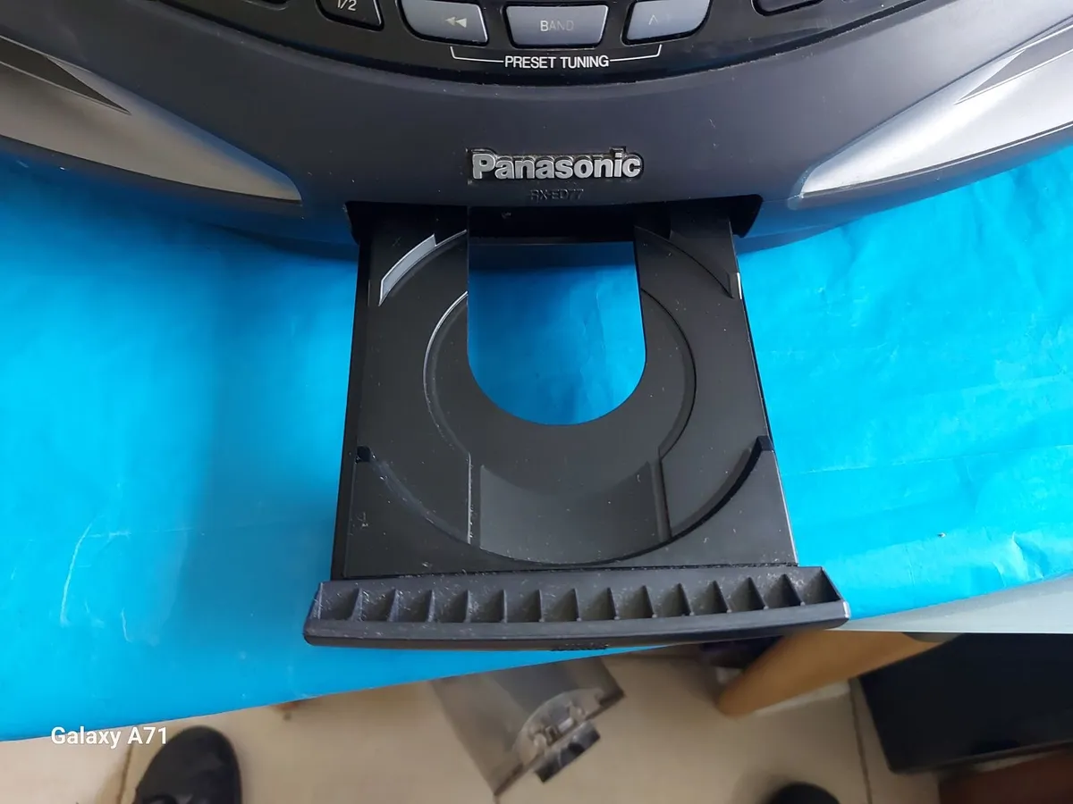 Panasonic RX-ED77 Boombox Portable Stereo - Image 3