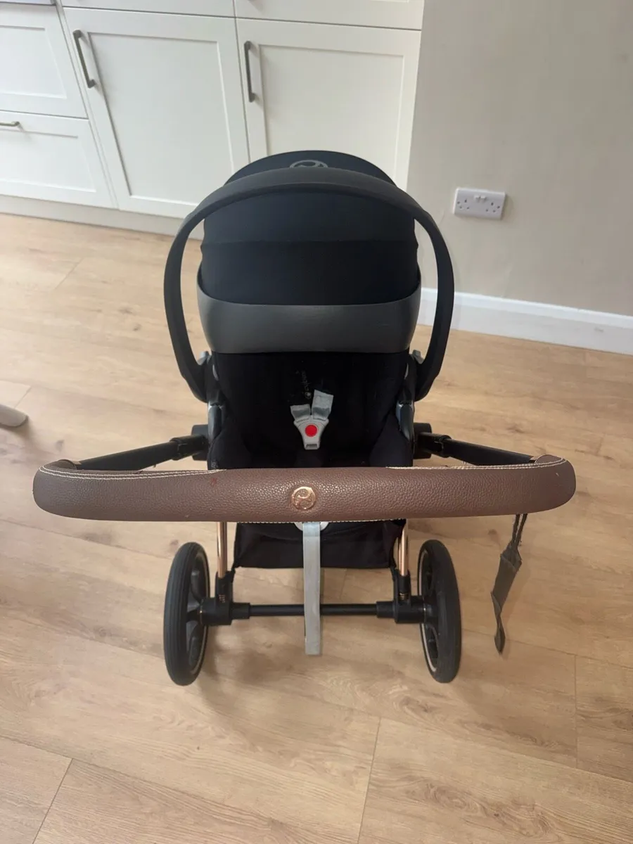 Cybex pram bundle - Image 3