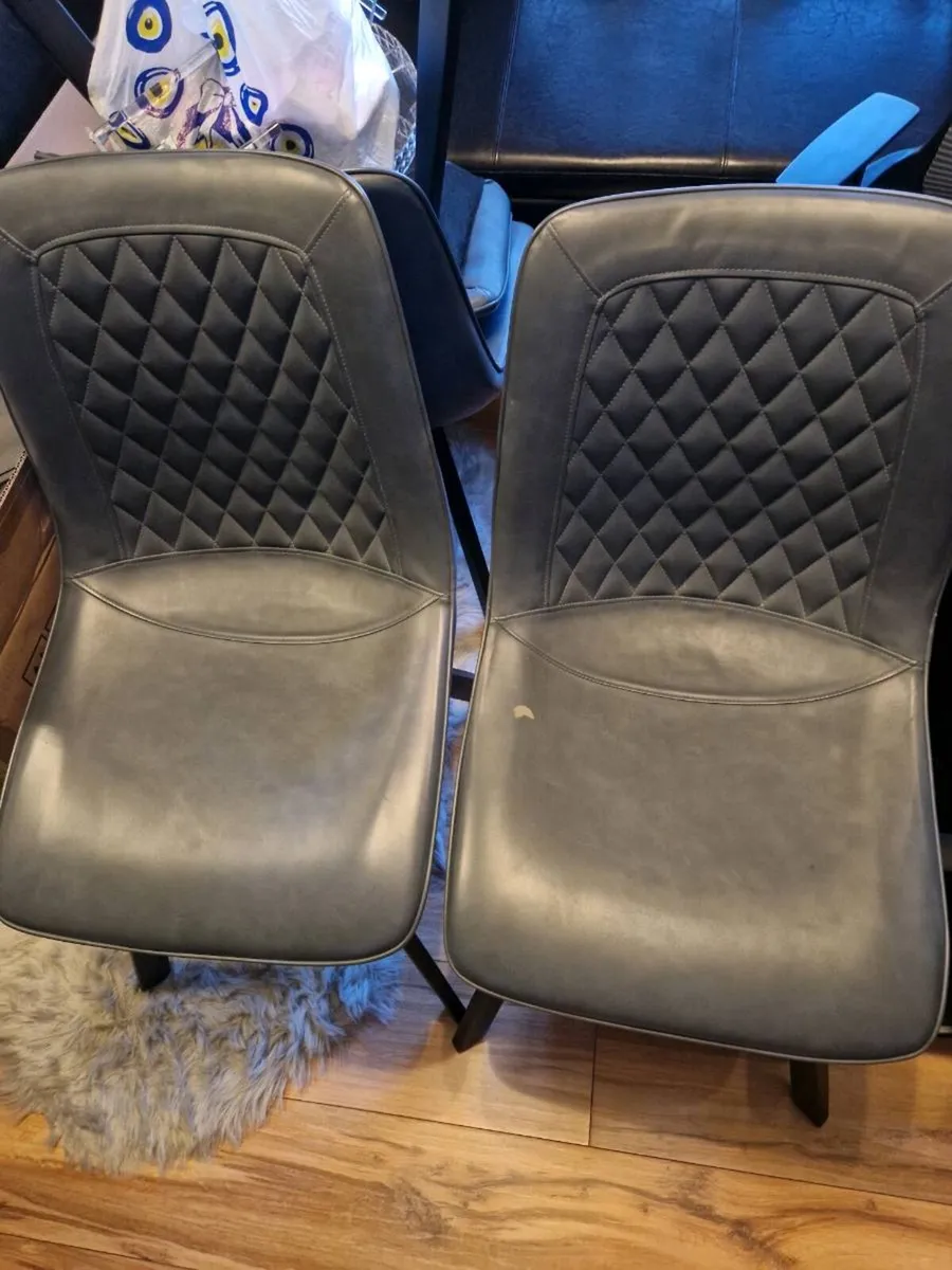 chairs - Image 2