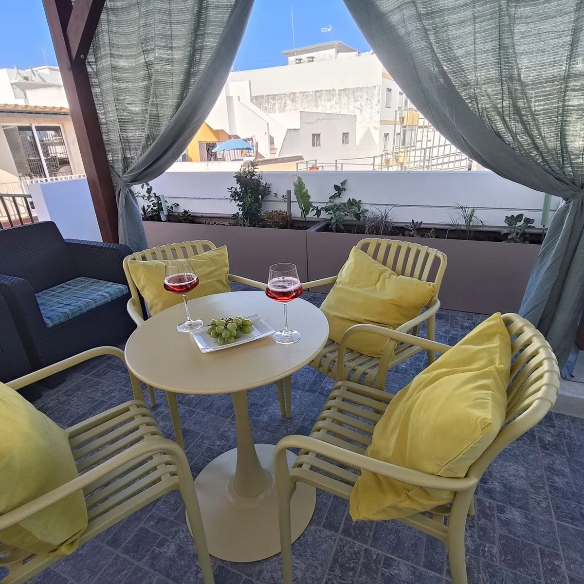 A Cosy Spot in Olhão, East Algarve, Portugal - Image 1