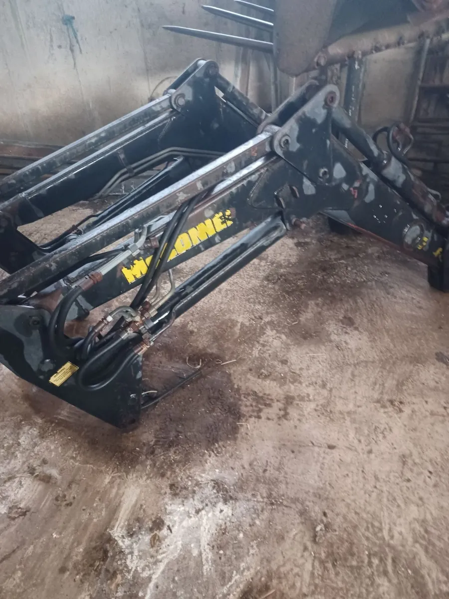 Farm machinery Clear Out - Image 1