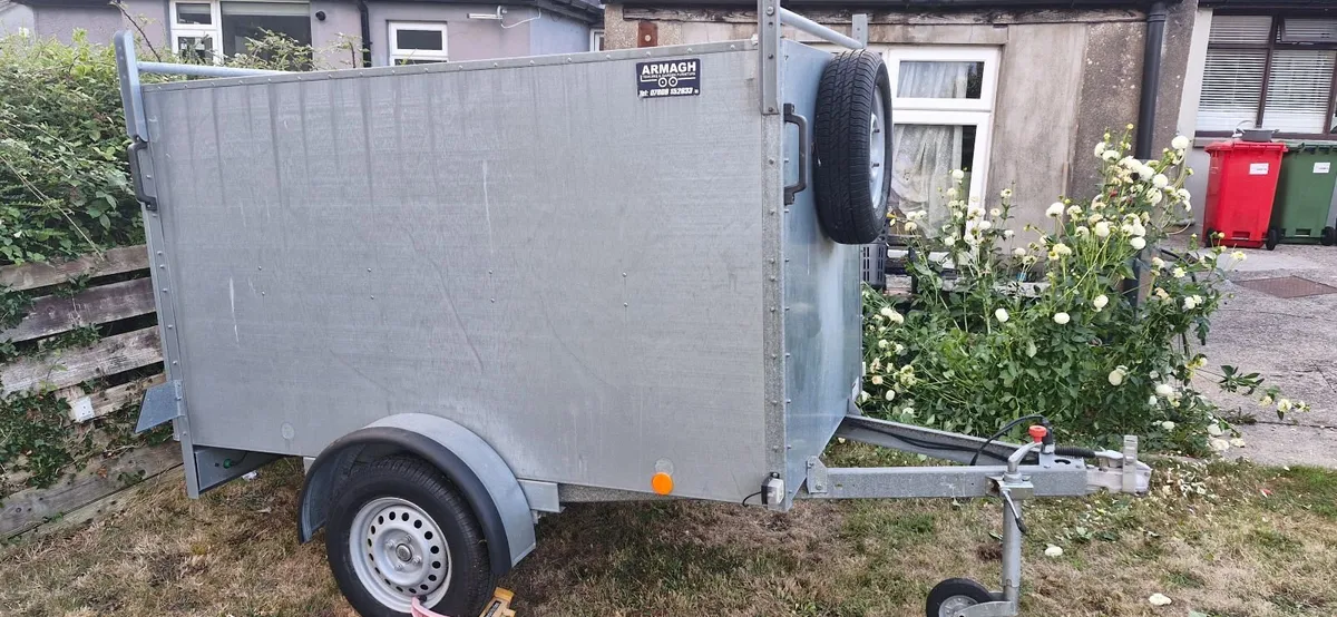 box trailer camping - Image 2