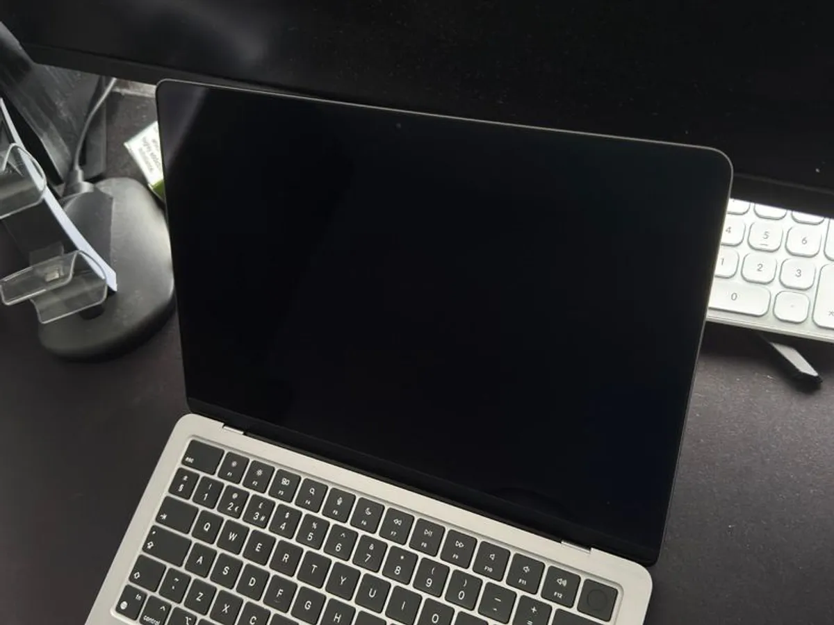 MacBook Air 13-Inch Price Negotiable - Image 1