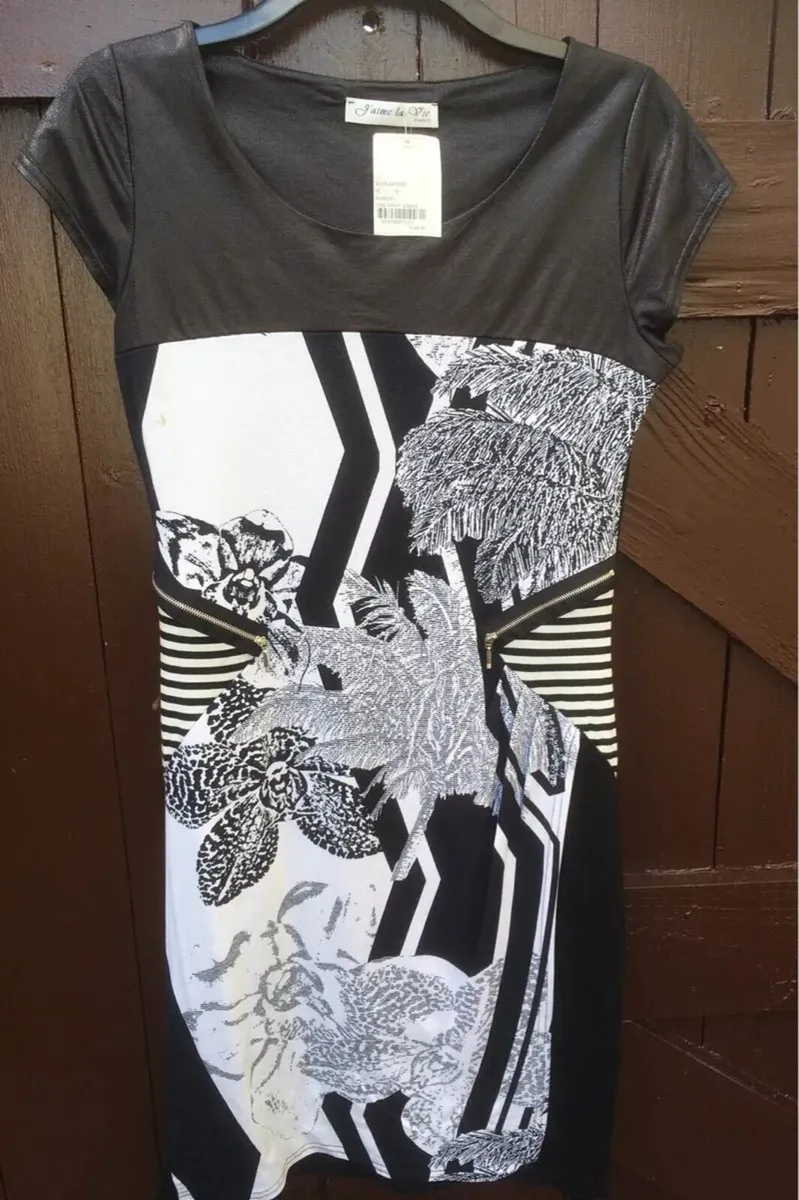 BRAND NEW J'Aime LA Vie Dress, Size 16 - Image 3