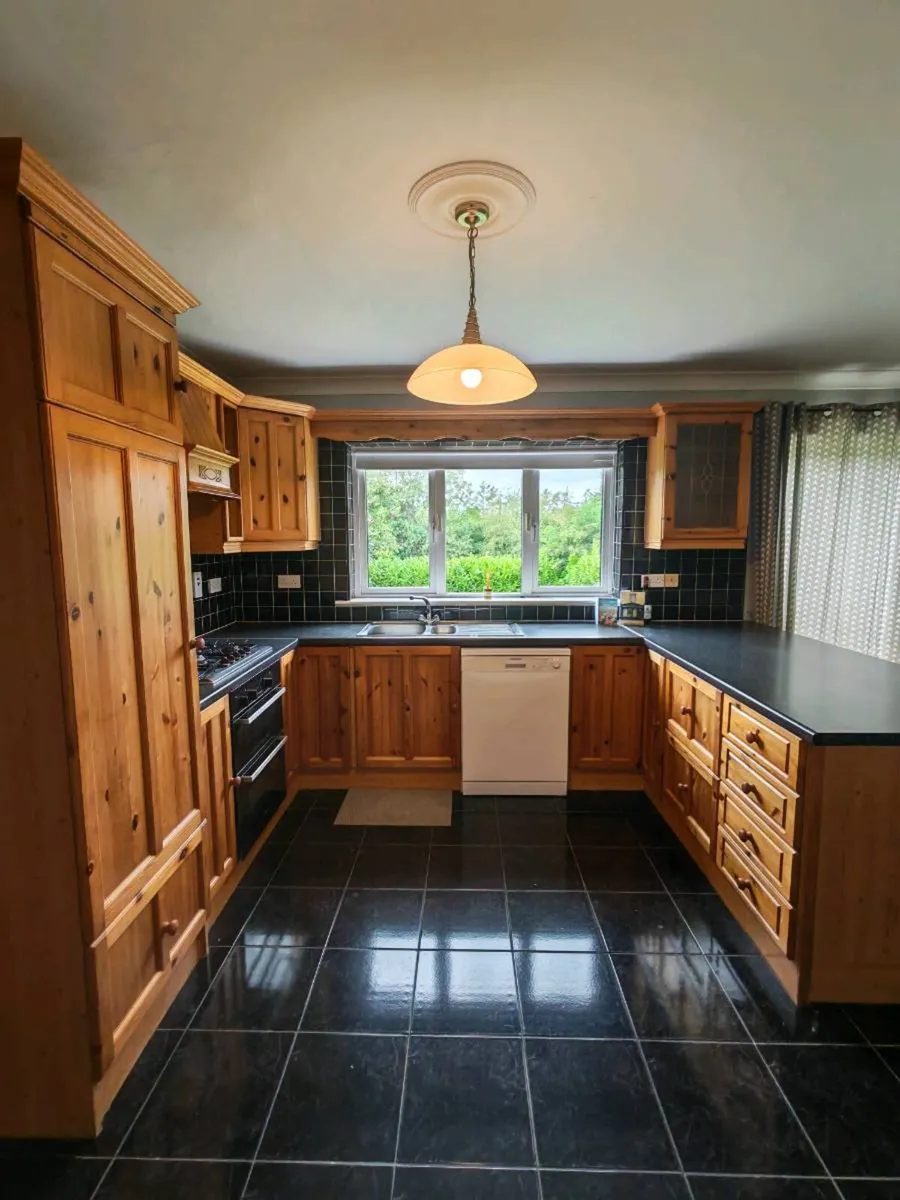 Solid Timber Kitchen - Tipperary - Image 1