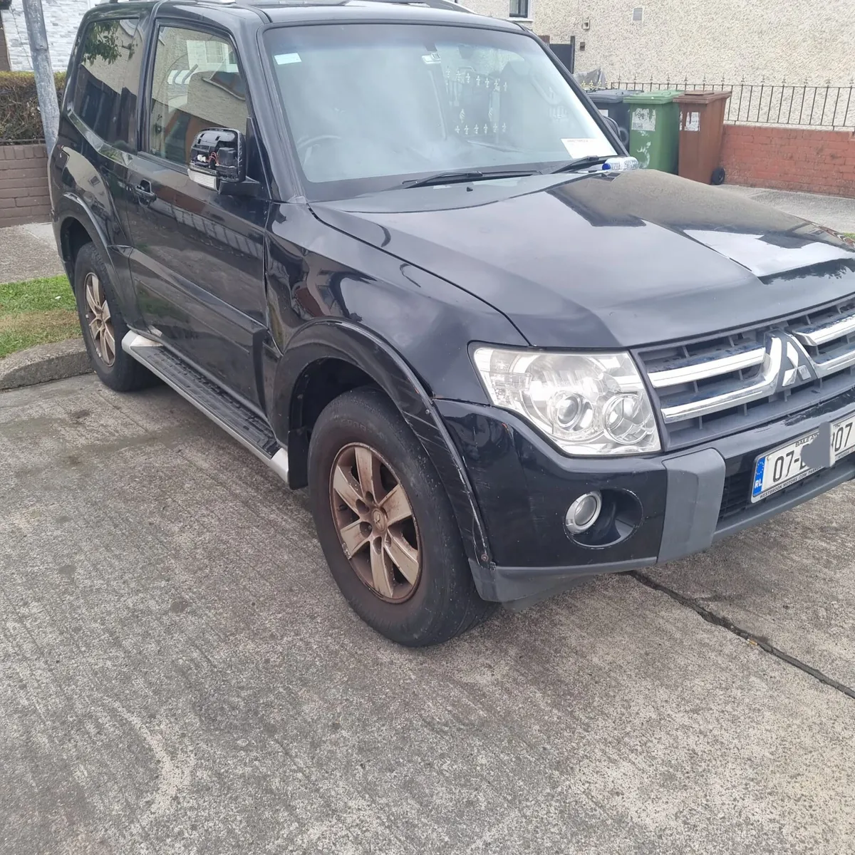 Car - Image 2