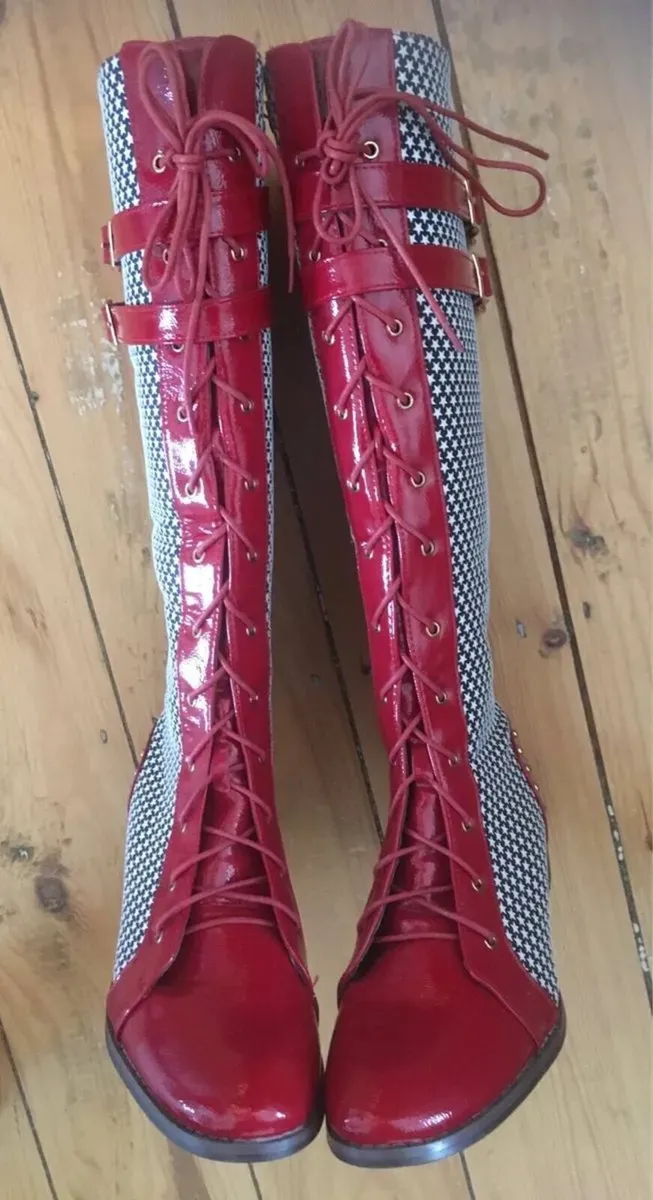 BRAND NEW Red and White Tall Knee Boots, Size 40/7 - Image 2