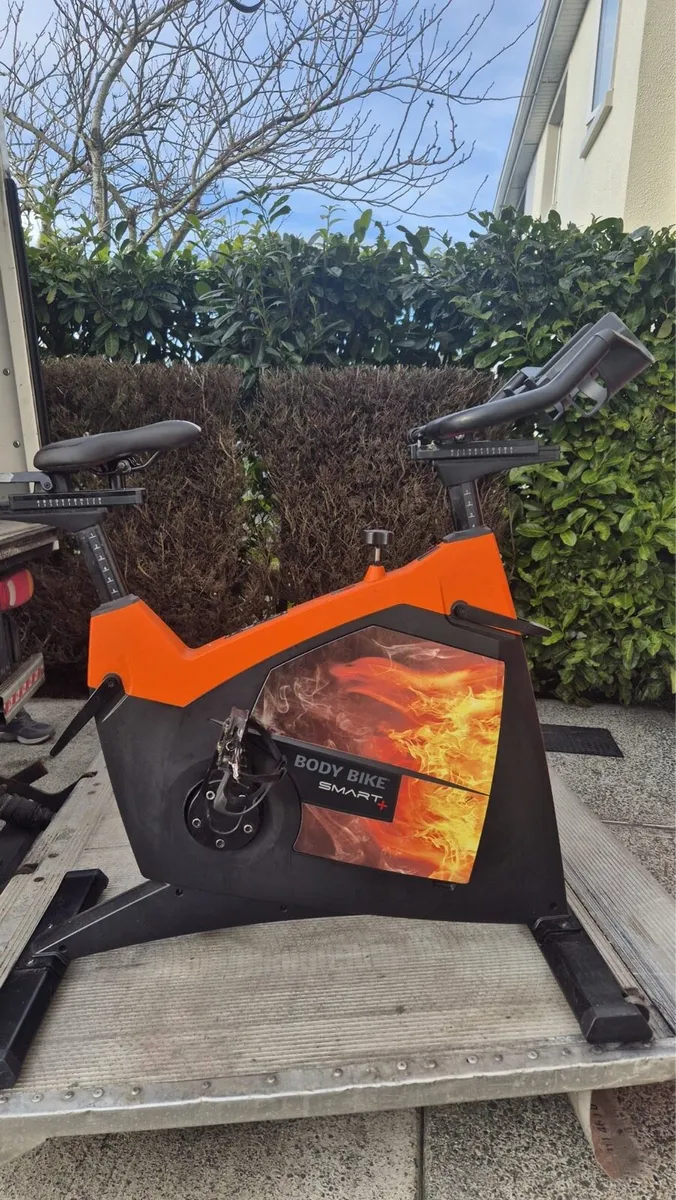 BODYBIKE SMART PLUS SPIN BIKES - Image 3