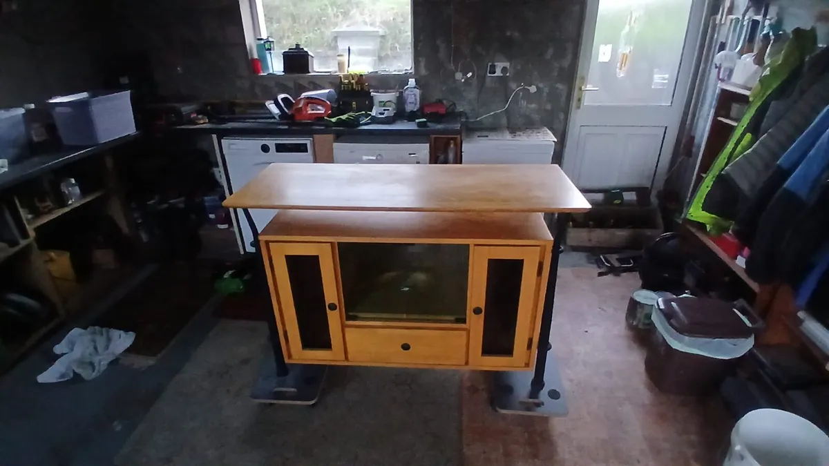Cabinate Display Units - Image 2