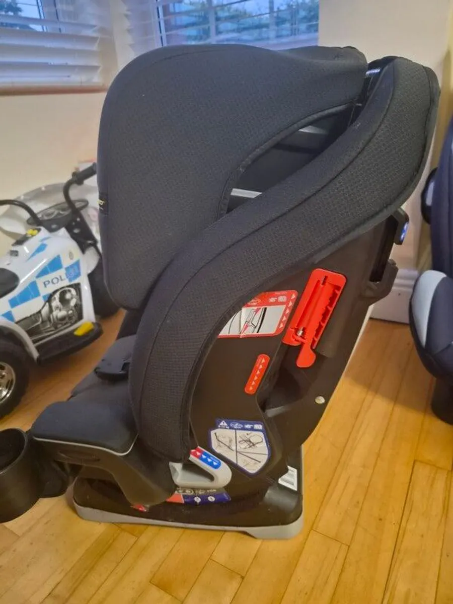 Graco baby car seat - Image 2
