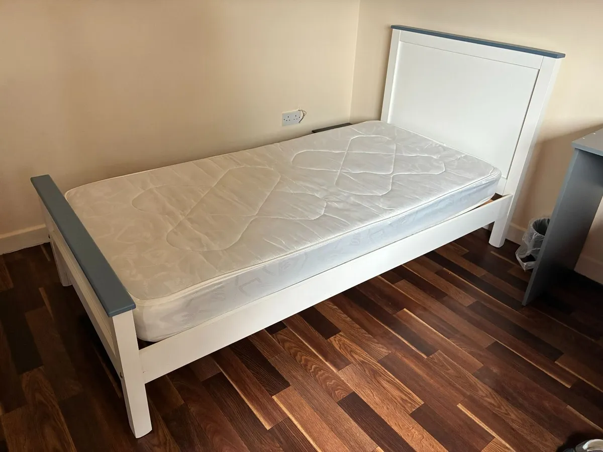Single Bed