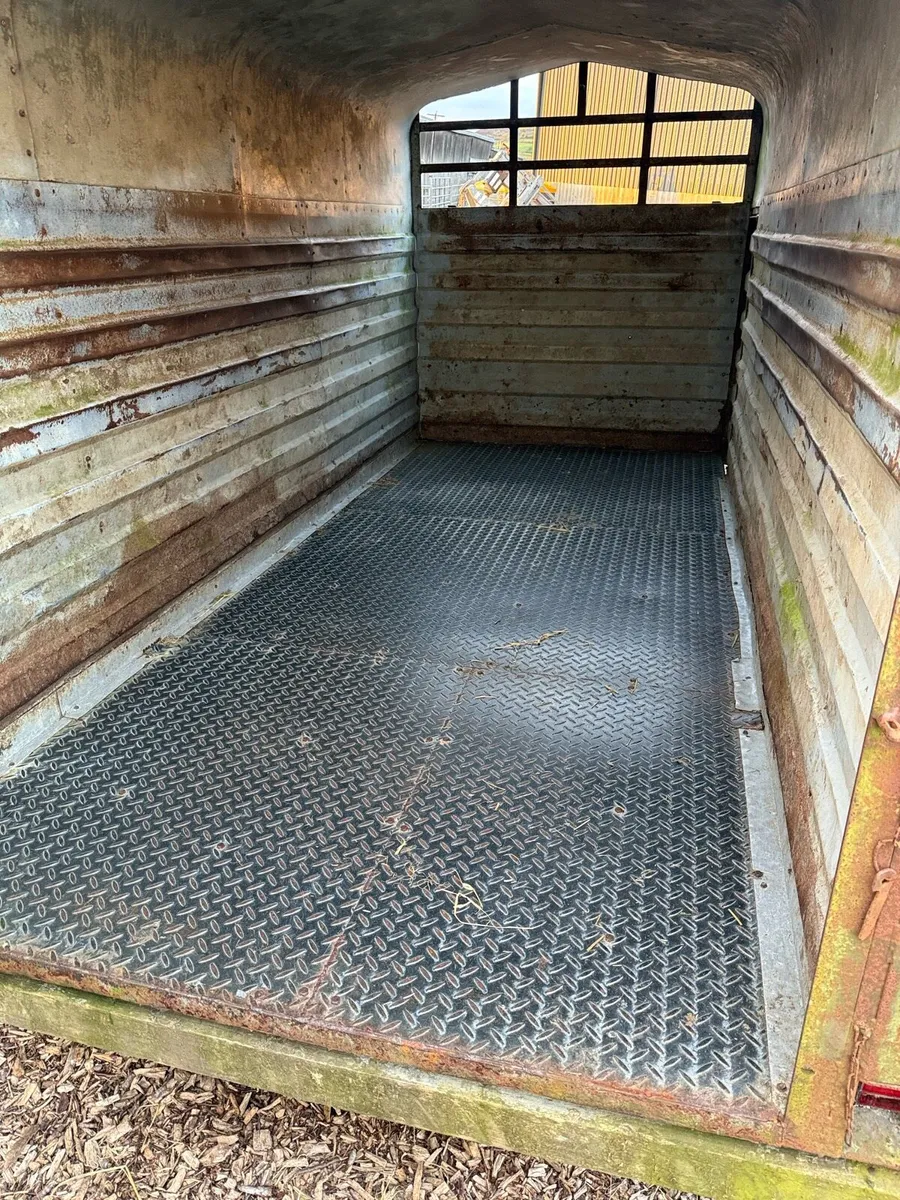 12x6 tractor cattle trailer - Image 3