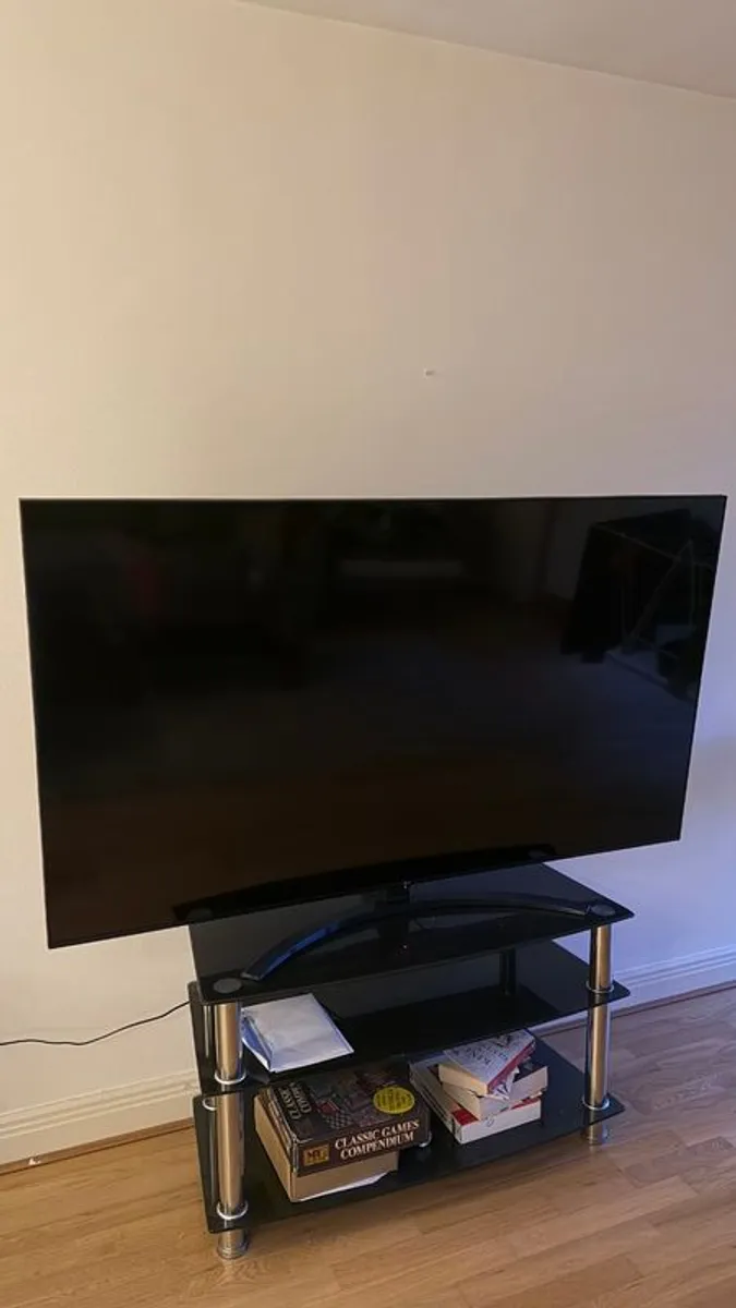 LG smart TV 65 inch - Image 2