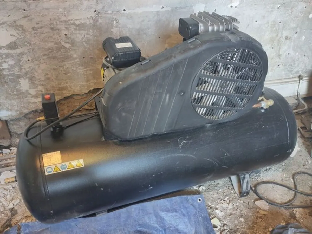 SIP Airmate PX3/200B 200L Belt Drive Compressor - Image 3