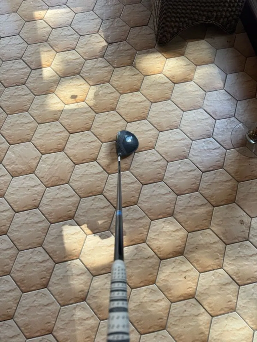 Cobra F8 Driver - Image 2