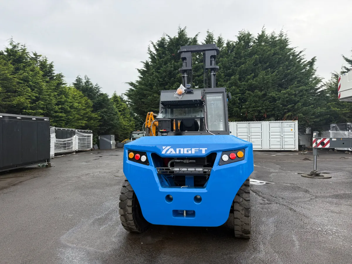 New 2026 YANGFT 10 Ton Forklift - Image 2
