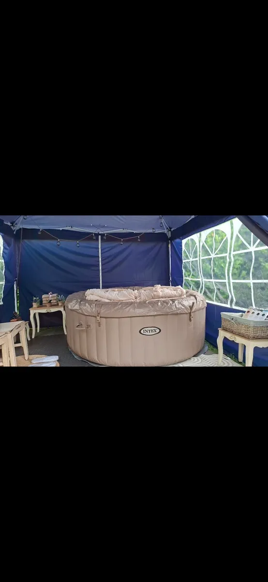 Hot tub - Image 1