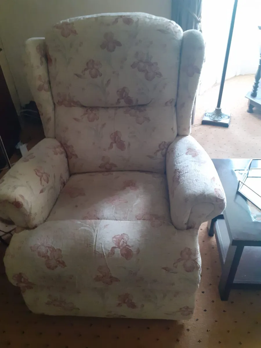 Two piece Sofa Suite for sale in  Sligo €475 - Image 2