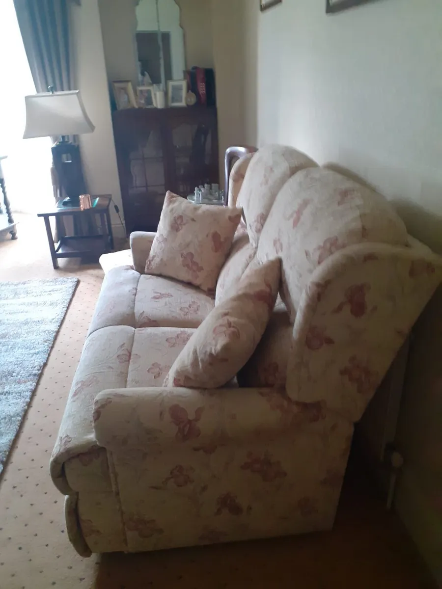 Two piece Sofa Suite for sale in  Sligo €475 - Image 4
