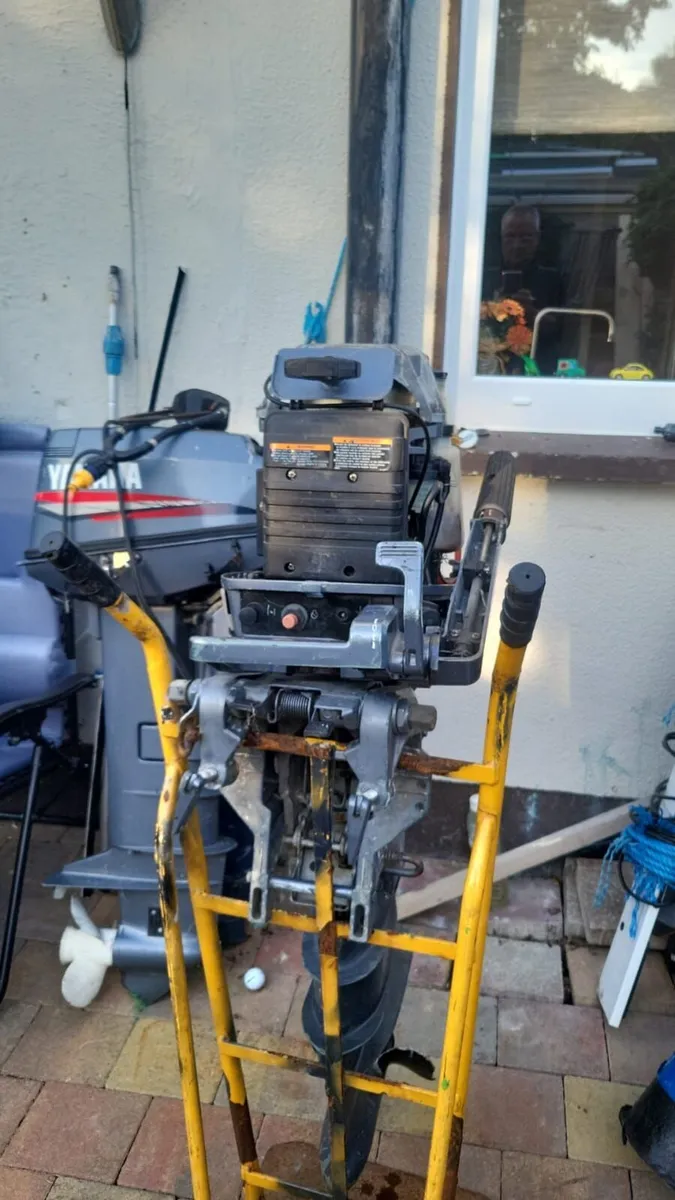 30 horsepower Yamaha boat engine - Image 2