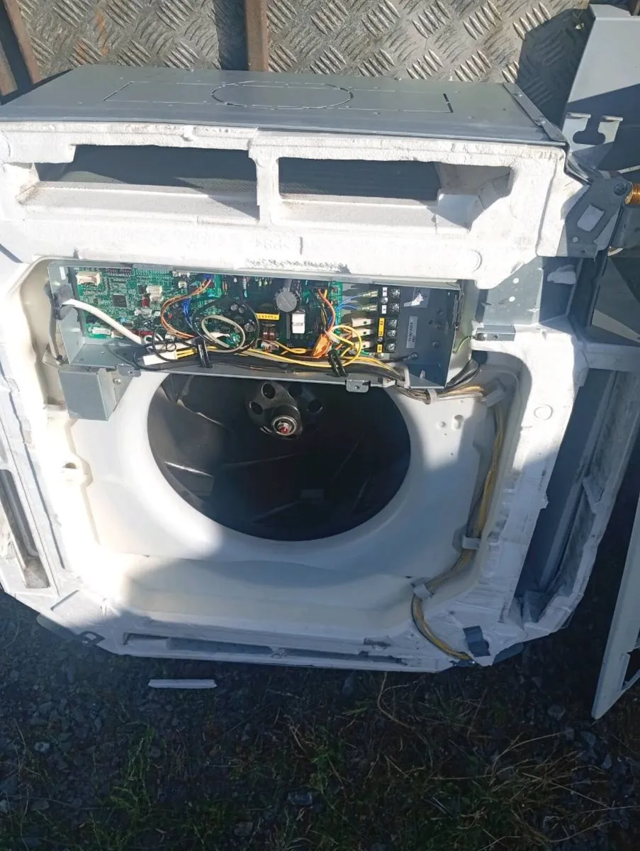 Mitsubishi Aircon/heating units - Image 1