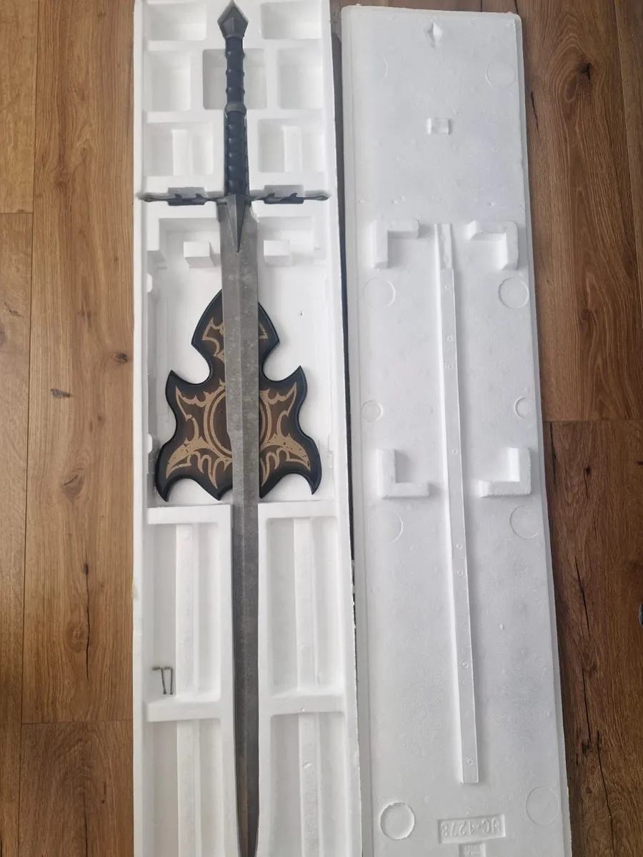 Lord Of The Rings Sword - Image 2