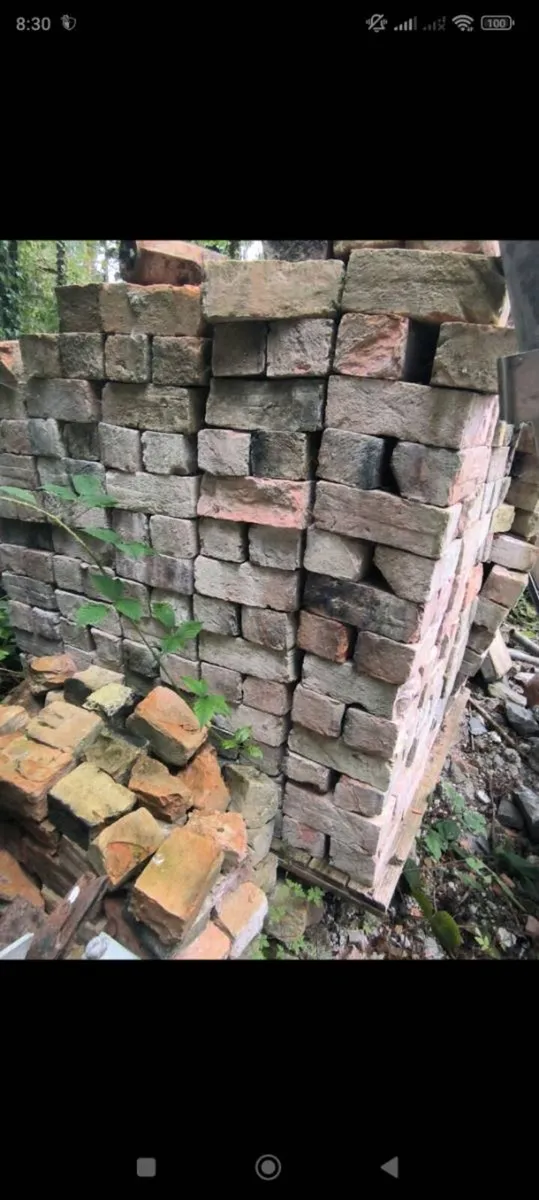 Reclaimed brick - Image 1