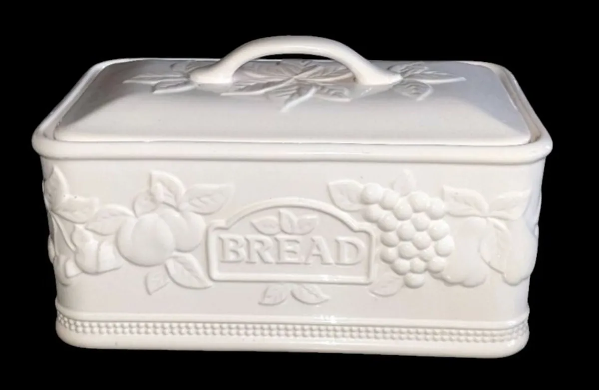 Vintage Ceramic Embossed Bread Box - Image 4