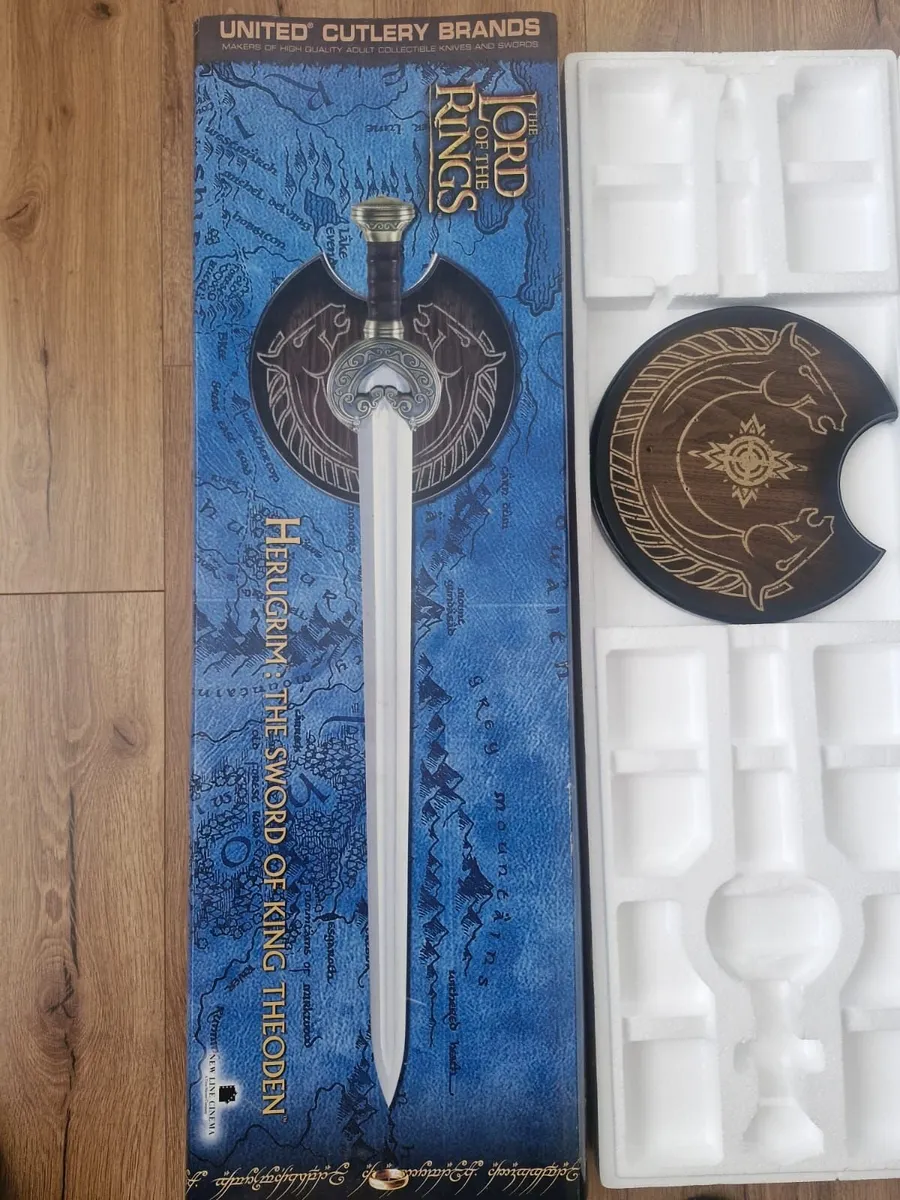 Lord of The Rings Sword - Image 1